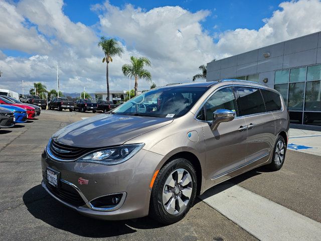 2018 Chrysler Pacifica Hybrid Limited