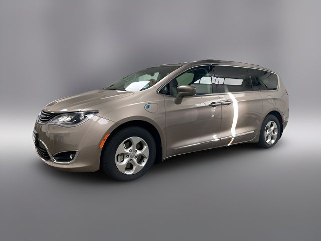 2018 Chrysler Pacifica Hybrid Touring L