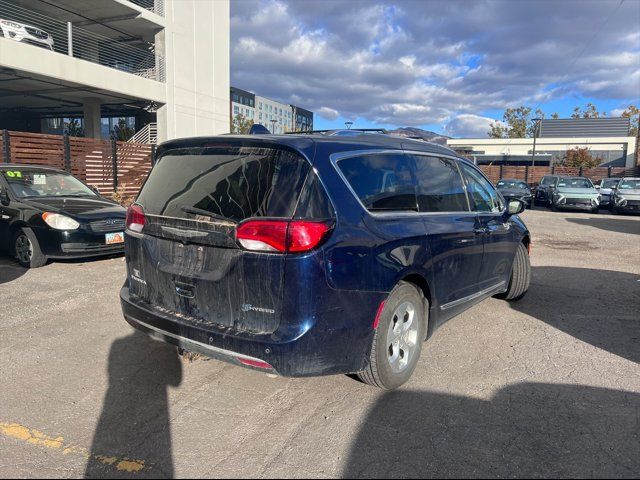 2018 Chrysler Pacifica Hybrid Touring L