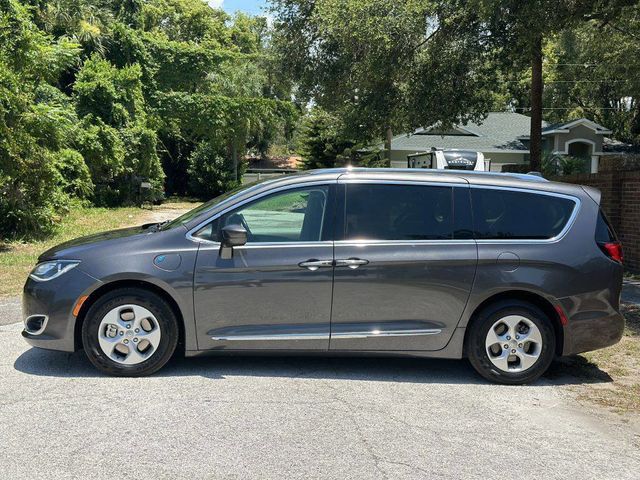 2018 Chrysler Pacifica Hybrid Touring L