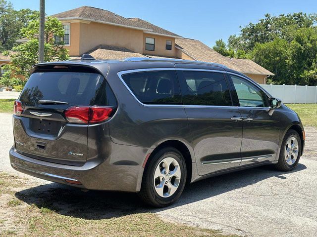 2018 Chrysler Pacifica Hybrid Touring L