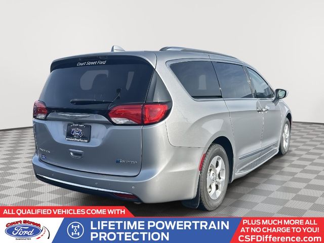 2018 Chrysler Pacifica Hybrid Touring L