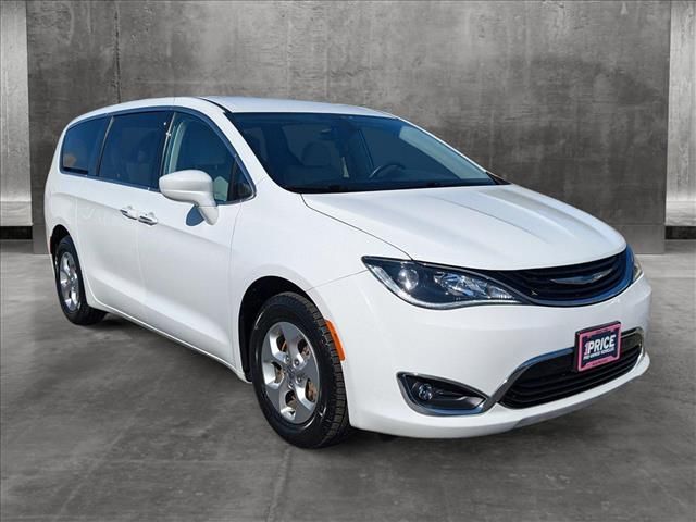 2018 Chrysler Pacifica Hybrid Touring L Plus