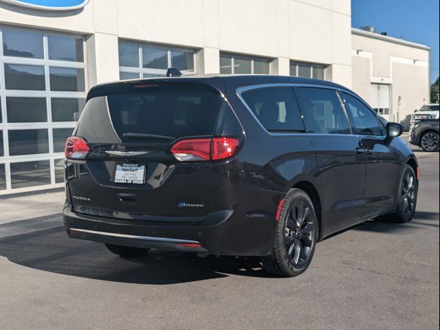 2018 Chrysler Pacifica Hybrid Touring L Plus