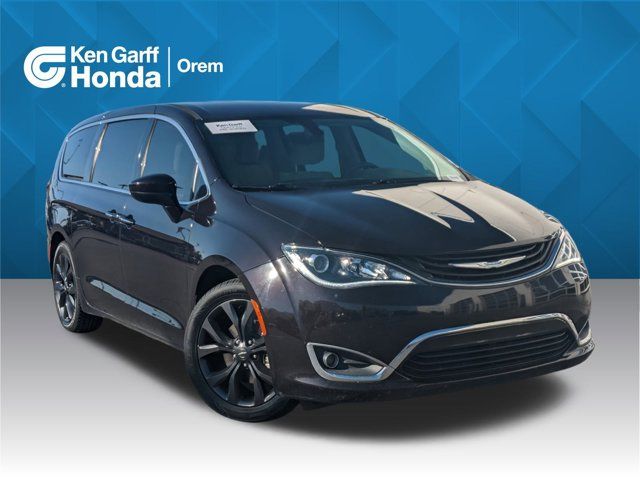 2018 Chrysler Pacifica Hybrid Touring L Plus