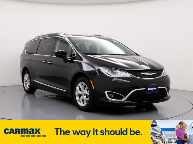 2018 Chrysler Pacifica Touring-L