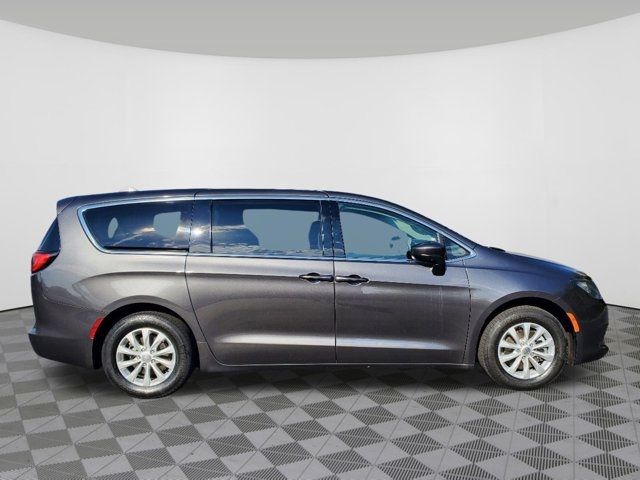 2018 Chrysler Pacifica LX