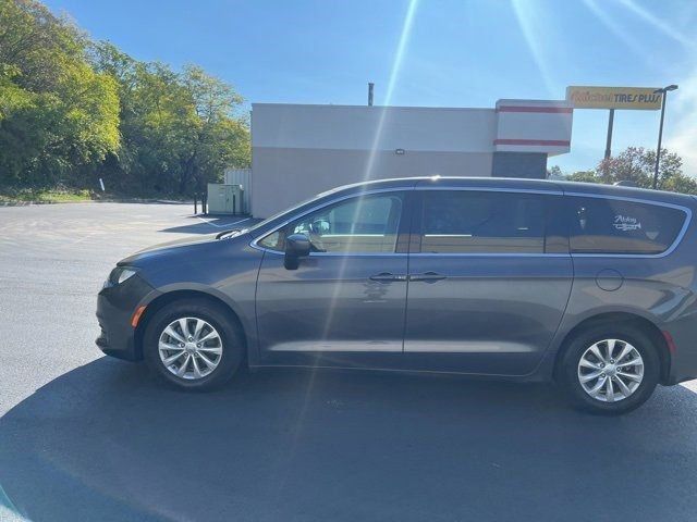 2018 Chrysler Pacifica LX