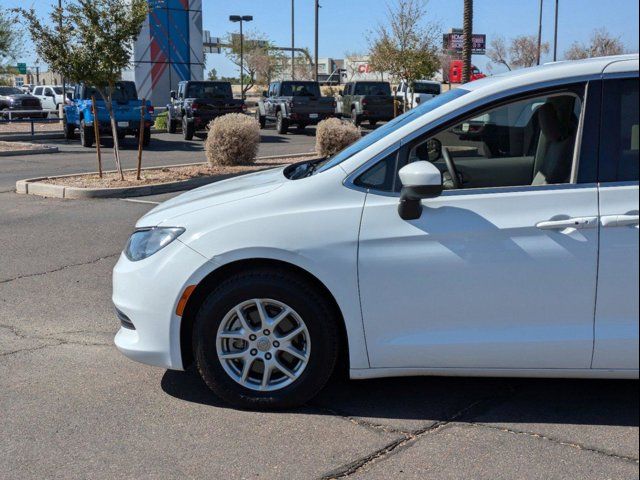 2018 Chrysler Pacifica LX