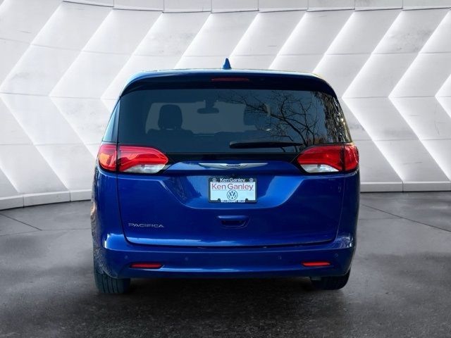 2018 Chrysler Pacifica LX