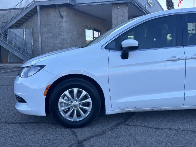 2018 Chrysler Pacifica LX