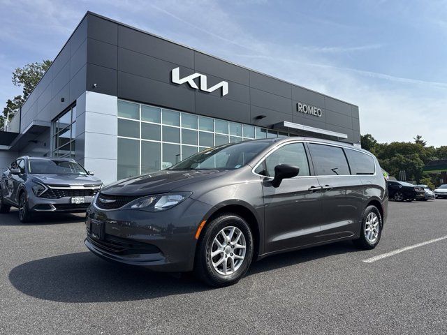 2018 Chrysler Pacifica LX