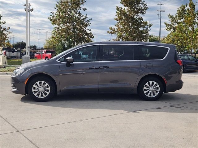 2018 Chrysler Pacifica LX