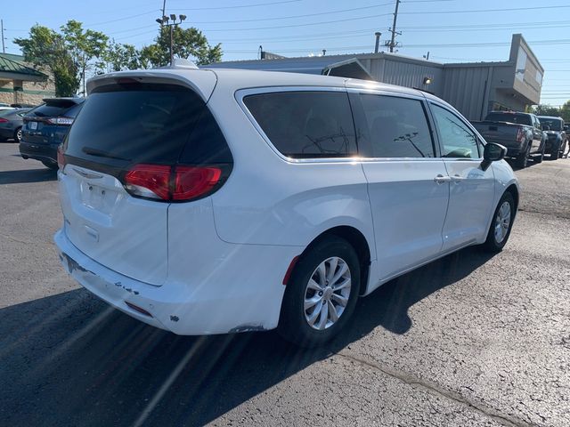 2018 Chrysler Pacifica LX