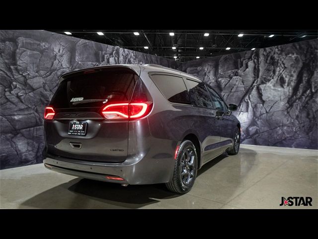 2018 Chrysler Pacifica Limited