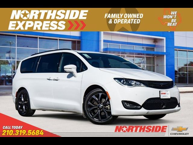 2018 Chrysler Pacifica Limited