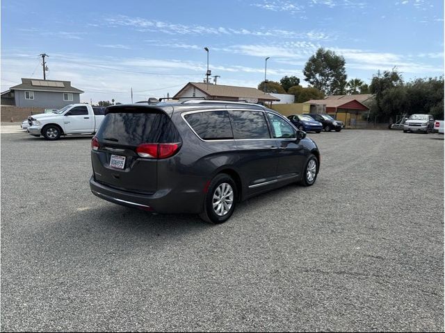 2018 Chrysler Pacifica Touring-L