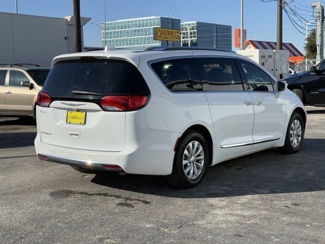 2018 Chrysler Pacifica Touring-L