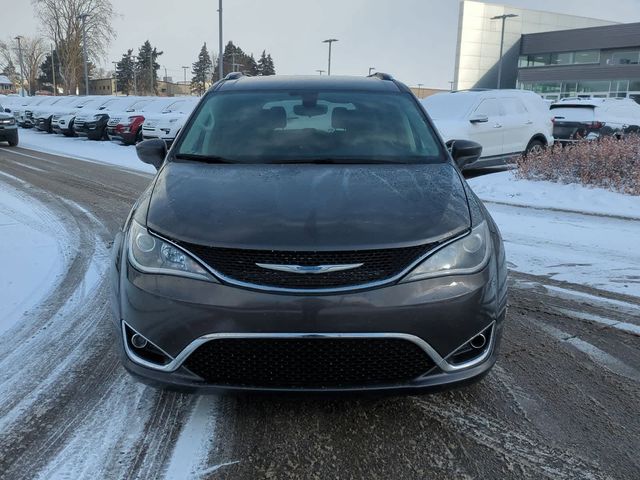 2018 Chrysler Pacifica Touring-L