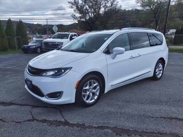 2018 Chrysler Pacifica Touring-L