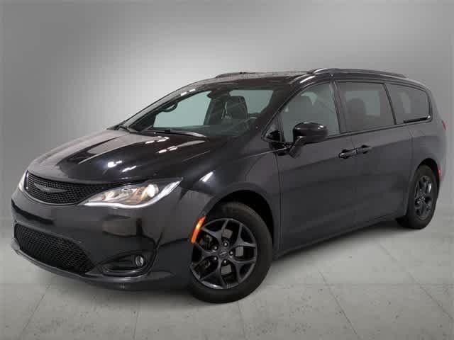 2018 Chrysler Pacifica Touring-L Plus