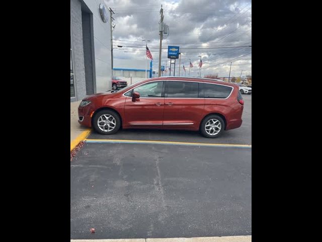 2018 Chrysler Pacifica Touring-L Plus