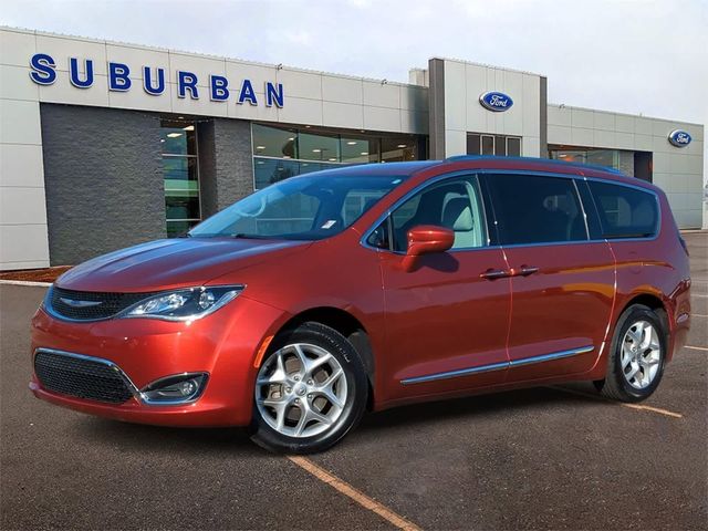 2018 Chrysler Pacifica Touring-L Plus