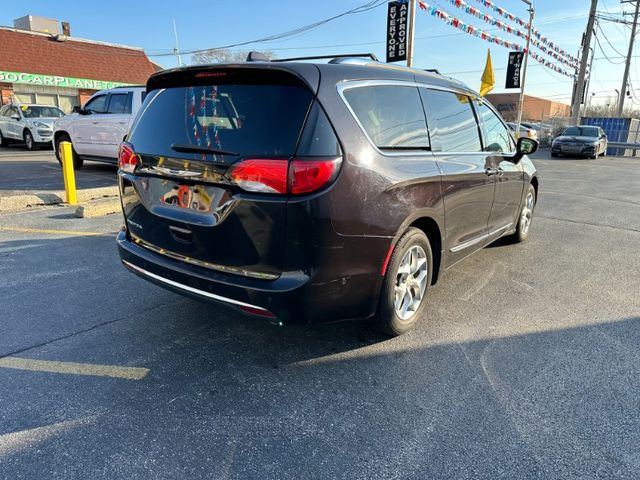 2018 Chrysler Pacifica Touring-L