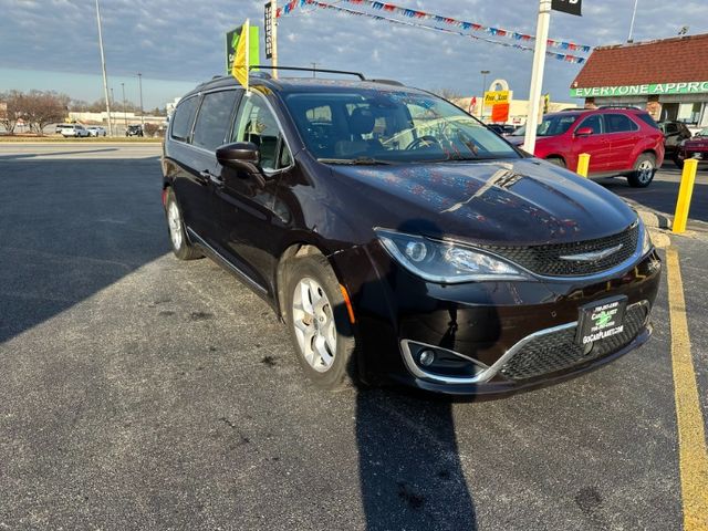 2018 Chrysler Pacifica Touring-L