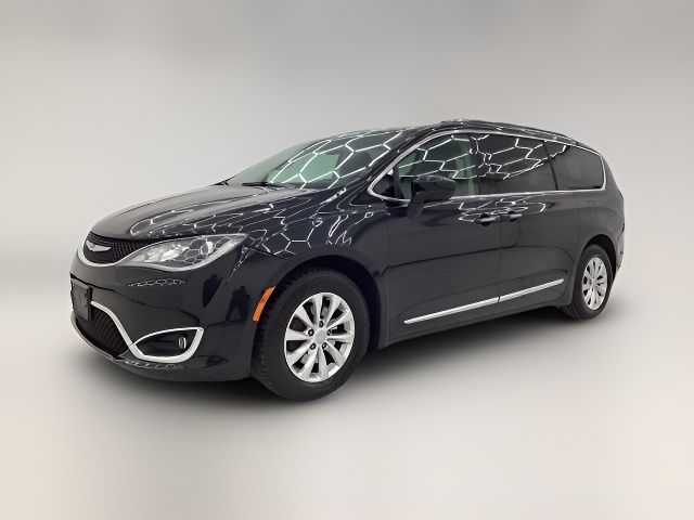 2018 Chrysler Pacifica Touring-L