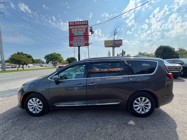 2018 Chrysler Pacifica Touring-L