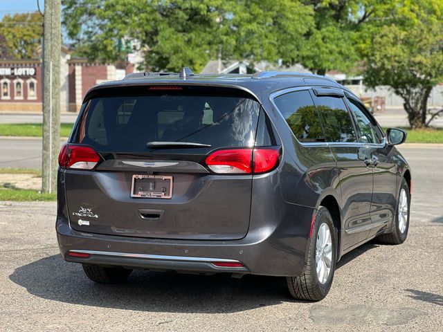 2018 Chrysler Pacifica Touring-L