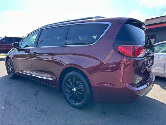 2018 Chrysler Pacifica Touring-L