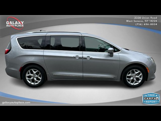 2018 Chrysler Pacifica Touring-L Plus