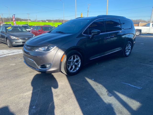 2018 Chrysler Pacifica Touring-L Plus