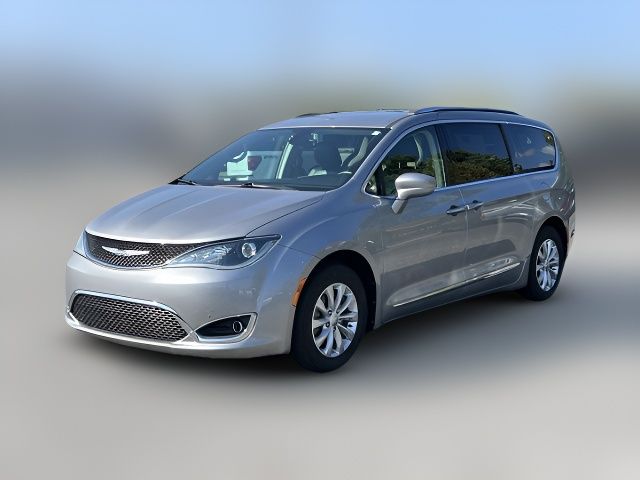 2018 Chrysler Pacifica Touring-L