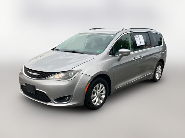 2018 Chrysler Pacifica Touring-L