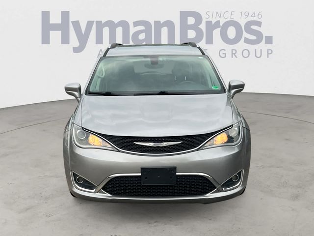 2018 Chrysler Pacifica Touring-L