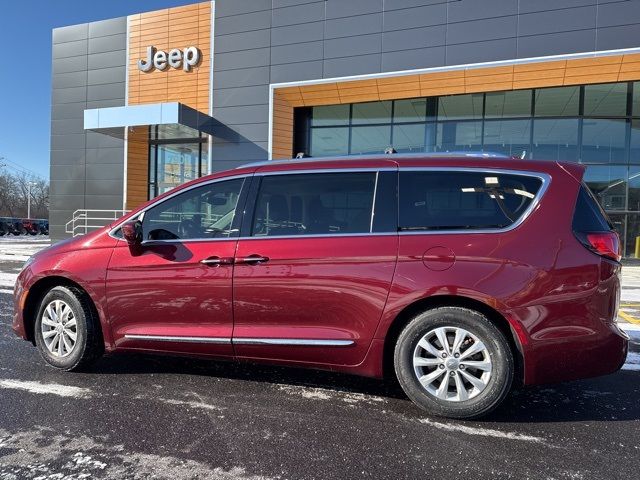 2018 Chrysler Pacifica Touring-L