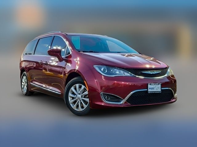 2018 Chrysler Pacifica Touring-L