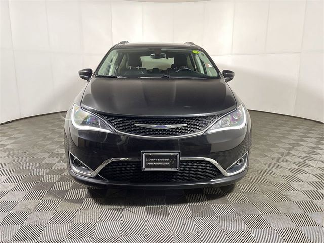 2018 Chrysler Pacifica Touring-L