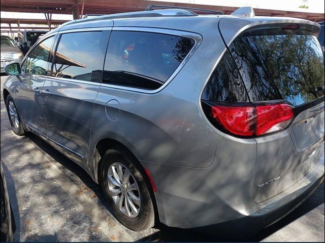 2018 Chrysler Pacifica Touring-L