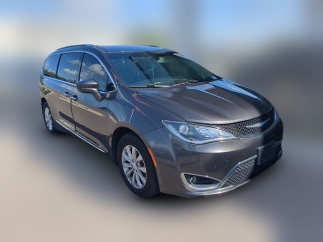 2018 Chrysler Pacifica Touring-L