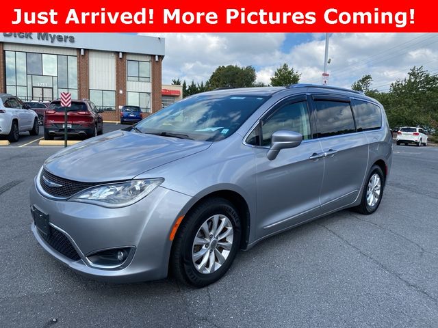 2018 Chrysler Pacifica Touring-L