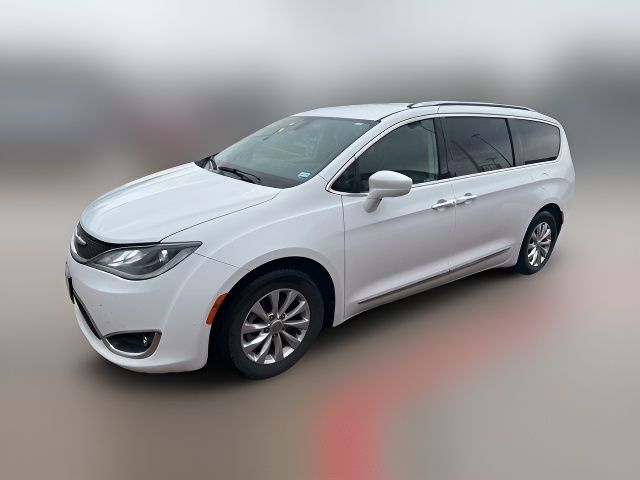 2018 Chrysler Pacifica Touring-L