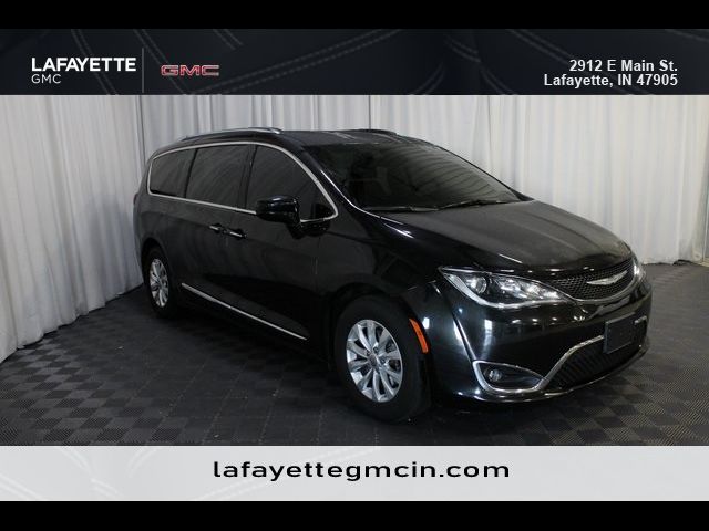 2018 Chrysler Pacifica Touring-L