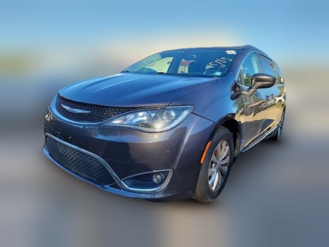 2018 Chrysler Pacifica Touring-L