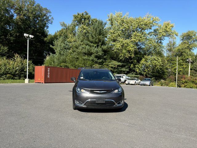 2018 Chrysler Pacifica Touring-L