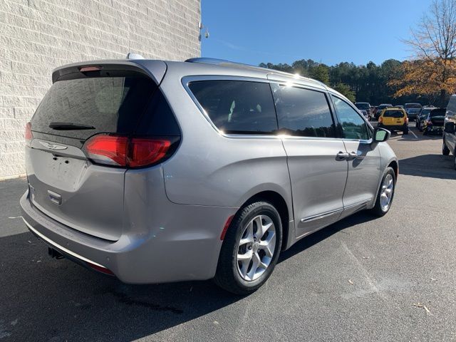 2018 Chrysler Pacifica Touring-L