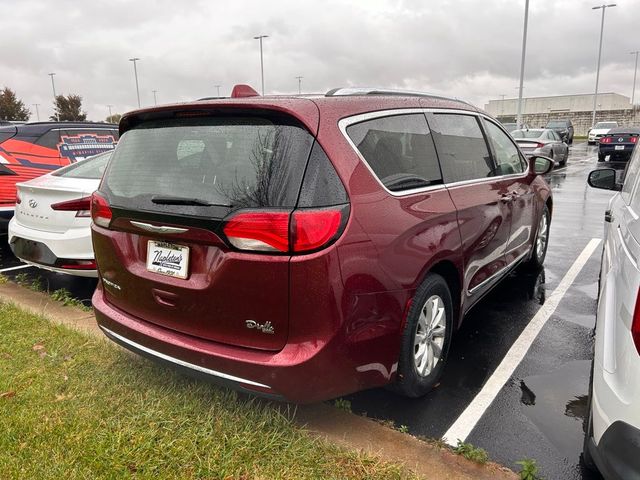 2018 Chrysler Pacifica Touring-L